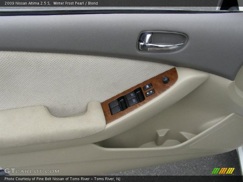 Winter Frost Pearl / Blond 2009 Nissan Altima 2.5 S