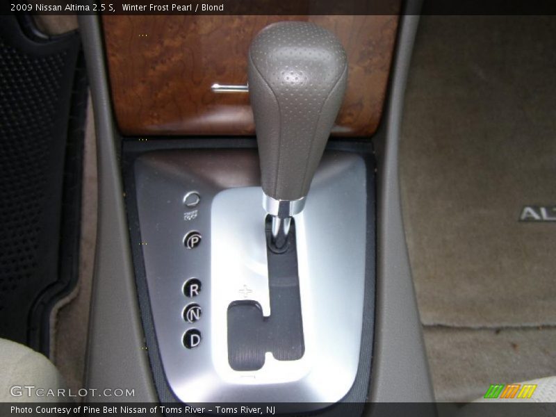 Winter Frost Pearl / Blond 2009 Nissan Altima 2.5 S