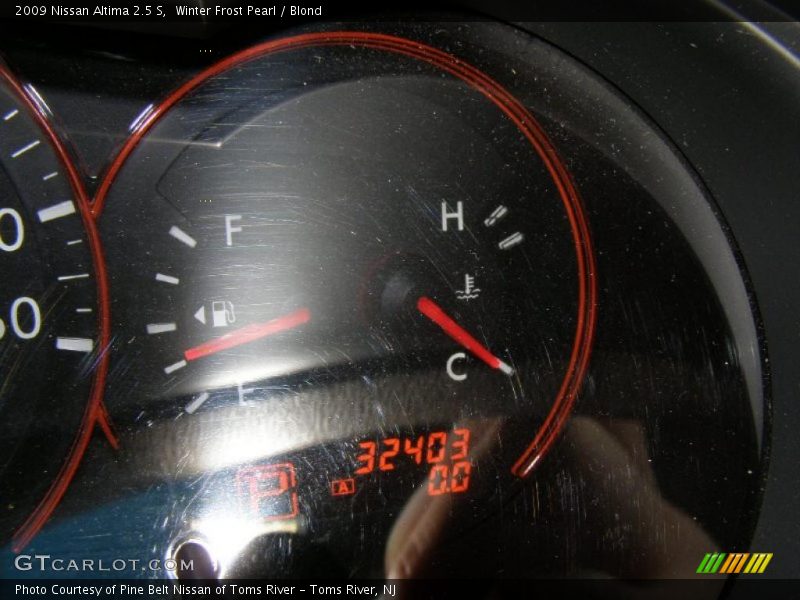 Winter Frost Pearl / Blond 2009 Nissan Altima 2.5 S