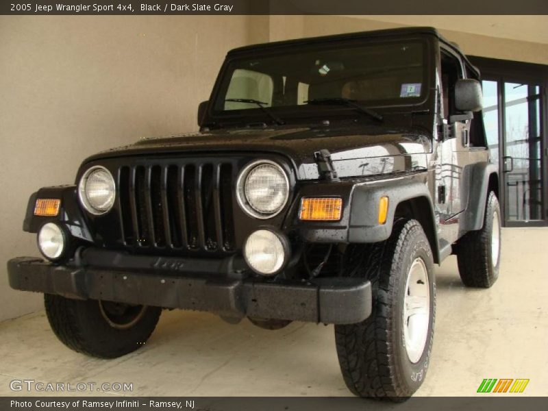 Black / Dark Slate Gray 2005 Jeep Wrangler Sport 4x4