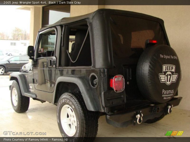 Black / Dark Slate Gray 2005 Jeep Wrangler Sport 4x4