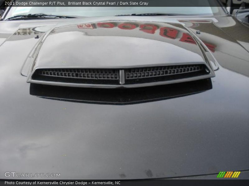  2011 Challenger R/T Plus Brilliant Black Crystal Pearl