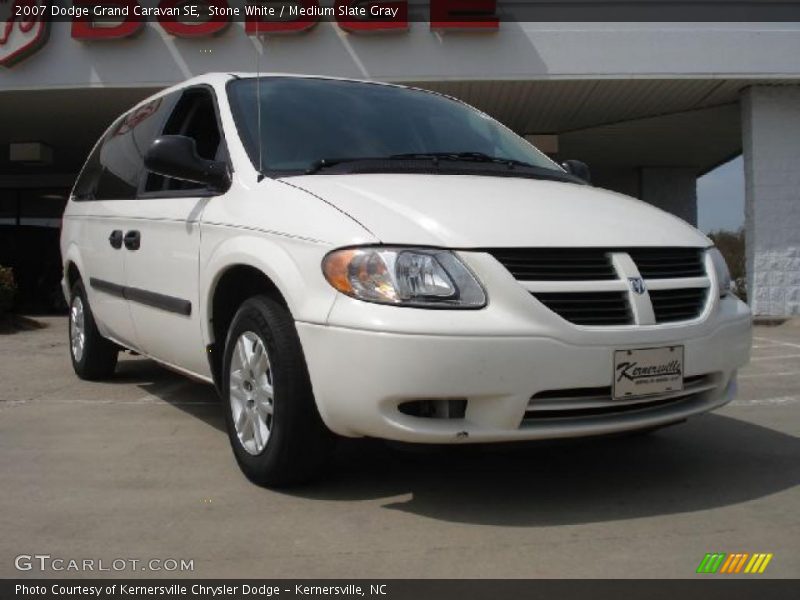 Stone White / Medium Slate Gray 2007 Dodge Grand Caravan SE