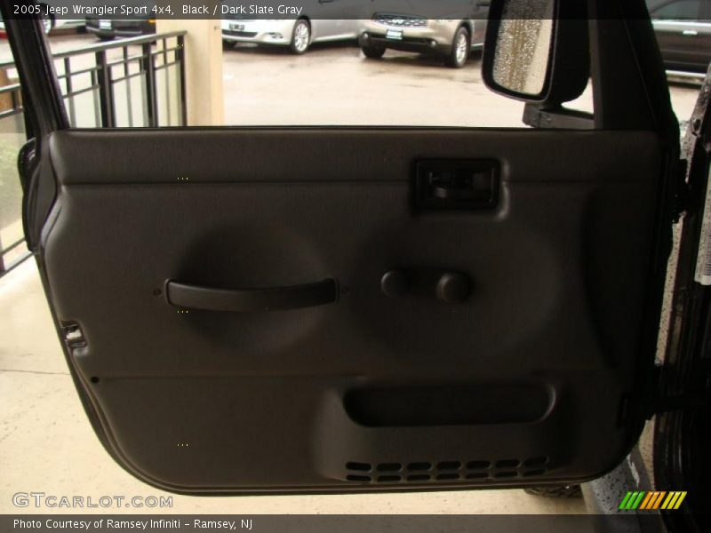 Black / Dark Slate Gray 2005 Jeep Wrangler Sport 4x4