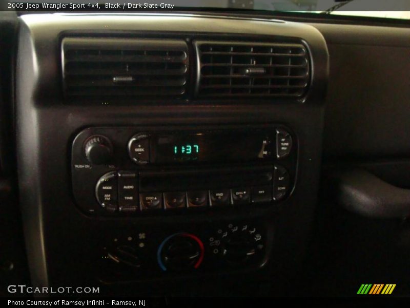 Black / Dark Slate Gray 2005 Jeep Wrangler Sport 4x4
