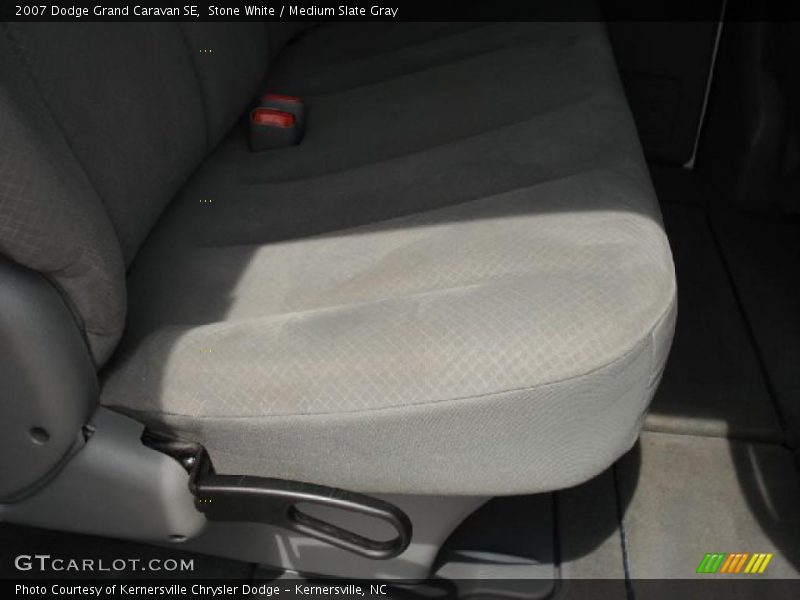 Stone White / Medium Slate Gray 2007 Dodge Grand Caravan SE
