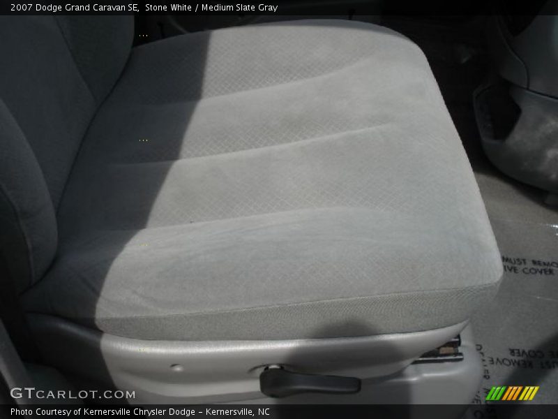 Stone White / Medium Slate Gray 2007 Dodge Grand Caravan SE