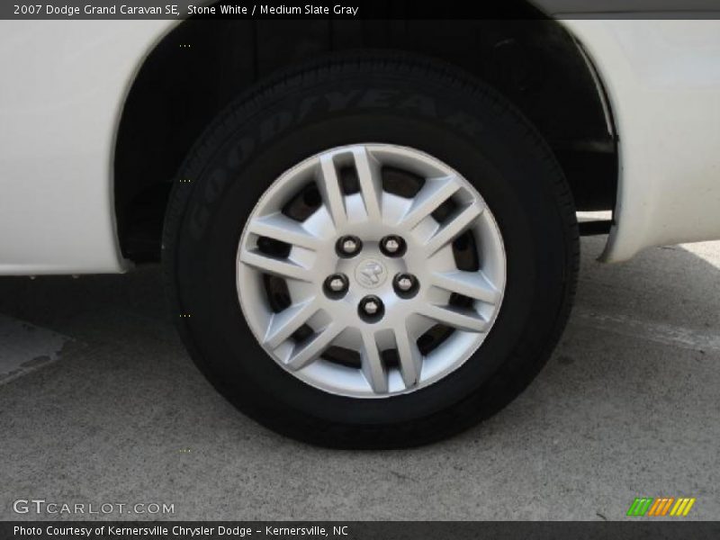 Stone White / Medium Slate Gray 2007 Dodge Grand Caravan SE