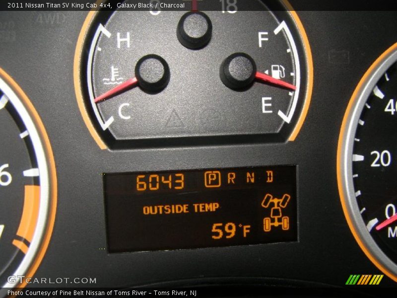 Galaxy Black / Charcoal 2011 Nissan Titan SV King Cab 4x4