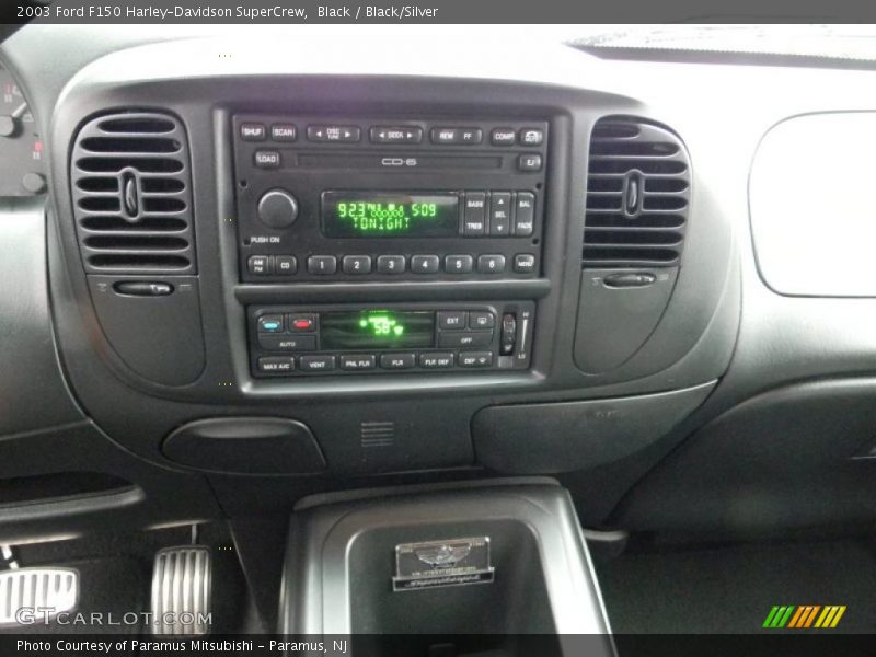 Controls of 2003 F150 Harley-Davidson SuperCrew