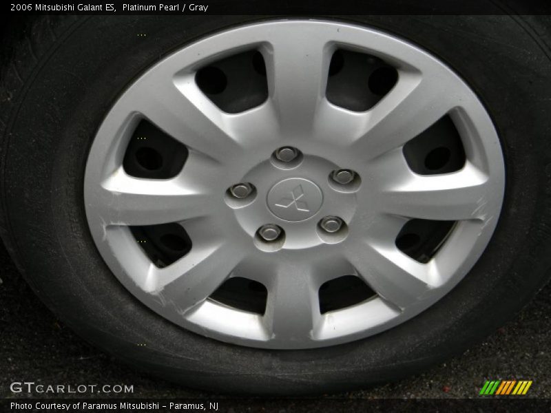 Platinum Pearl / Gray 2006 Mitsubishi Galant ES