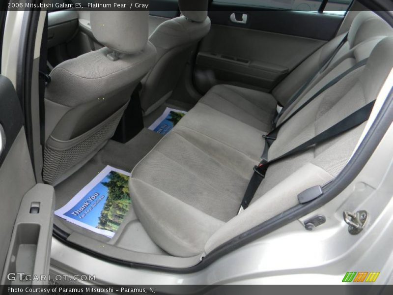 Platinum Pearl / Gray 2006 Mitsubishi Galant ES