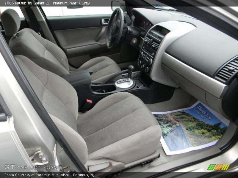 Platinum Pearl / Gray 2006 Mitsubishi Galant ES