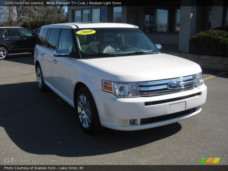 White Platinum Tri-Coat / Medium Light Stone 2009 Ford Flex Limited