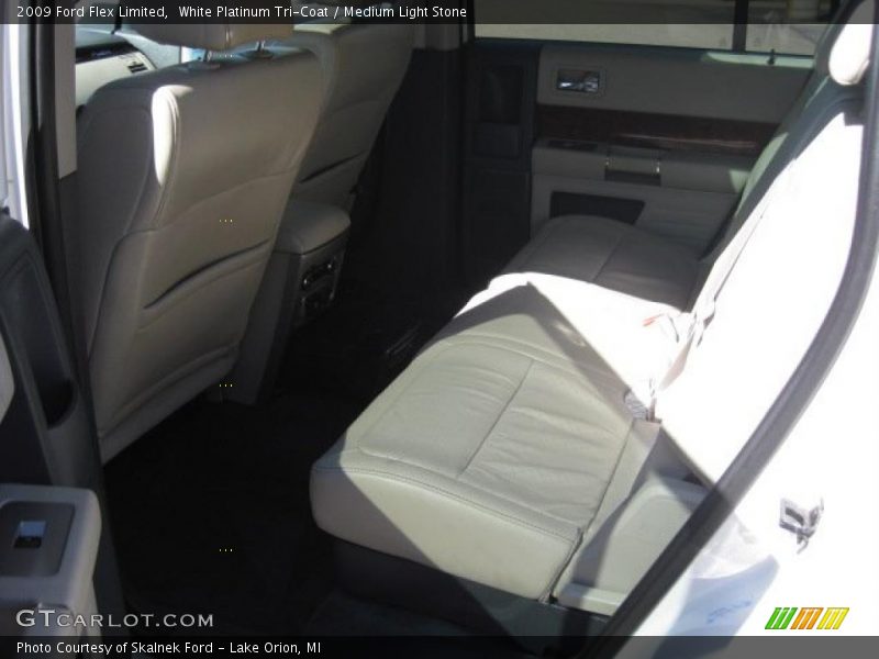 White Platinum Tri-Coat / Medium Light Stone 2009 Ford Flex Limited