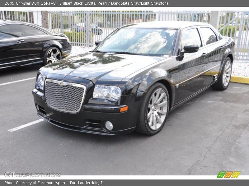Front 3/4 View of 2005 300 C SRT-8