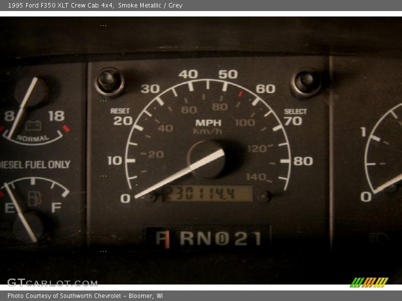 Smoke Metallic / Grey 1995 Ford F350 XLT Crew Cab 4x4