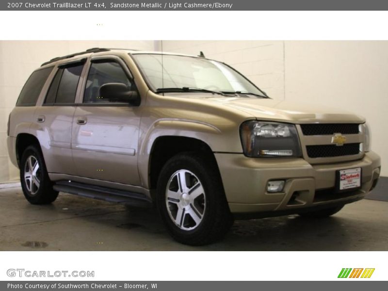 Sandstone Metallic / Light Cashmere/Ebony 2007 Chevrolet TrailBlazer LT 4x4
