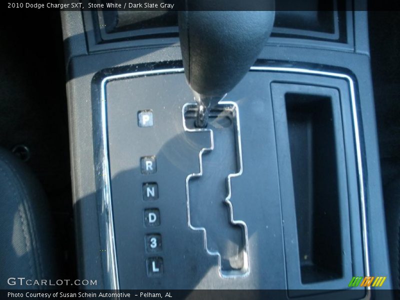 Stone White / Dark Slate Gray 2010 Dodge Charger SXT