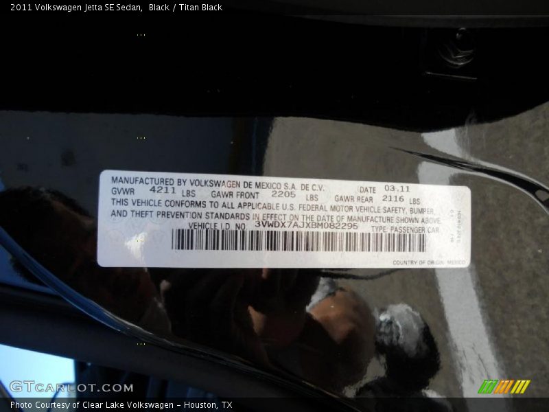 Black / Titan Black 2011 Volkswagen Jetta SE Sedan