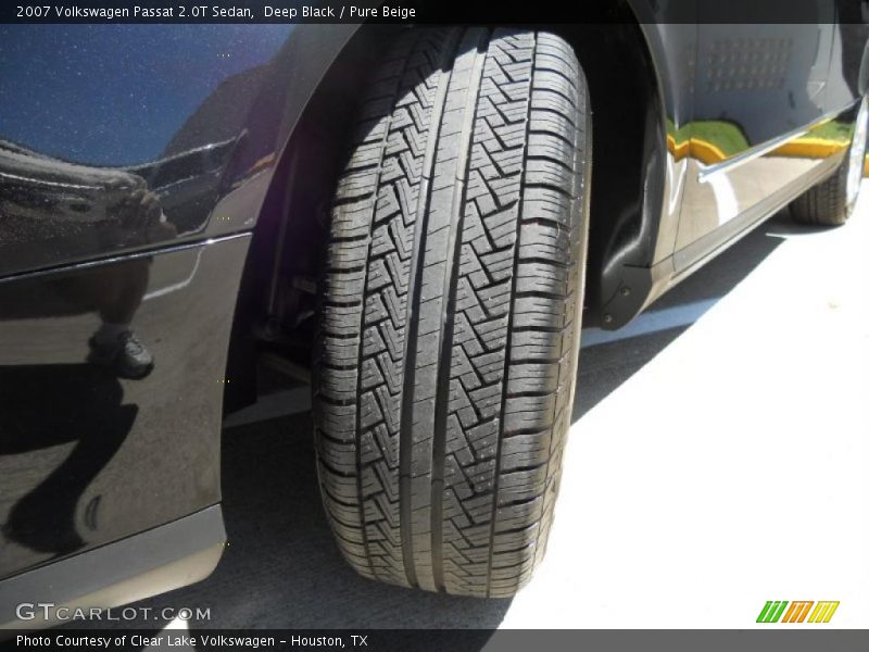 Deep Black / Pure Beige 2007 Volkswagen Passat 2.0T Sedan