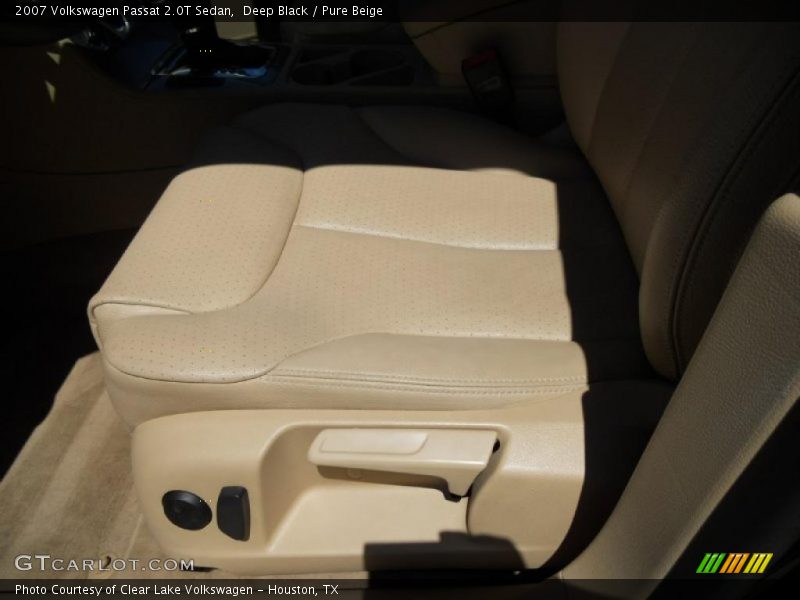 Deep Black / Pure Beige 2007 Volkswagen Passat 2.0T Sedan