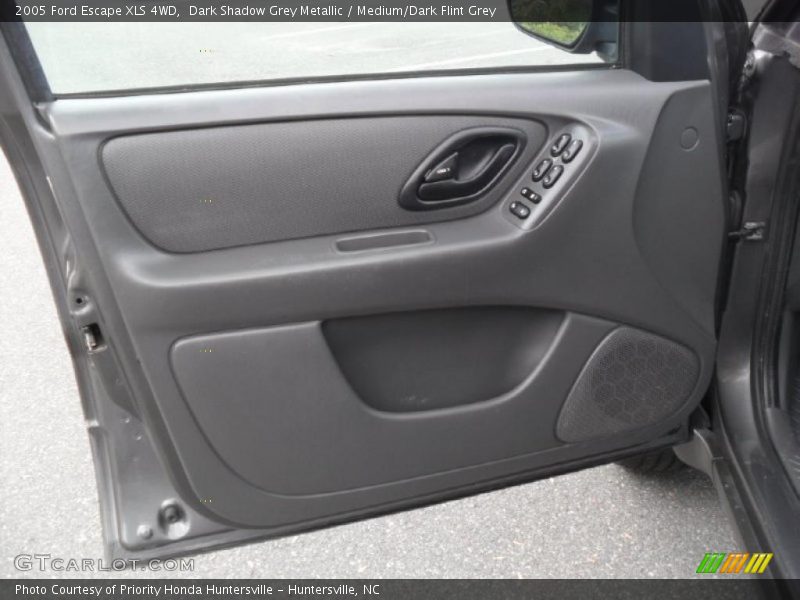 Dark Shadow Grey Metallic / Medium/Dark Flint Grey 2005 Ford Escape XLS 4WD