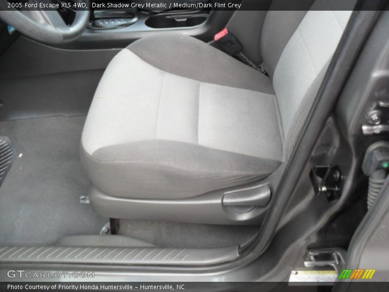 Dark Shadow Grey Metallic / Medium/Dark Flint Grey 2005 Ford Escape XLS 4WD