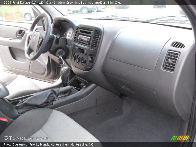 Dark Shadow Grey Metallic / Medium/Dark Flint Grey 2005 Ford Escape XLS 4WD