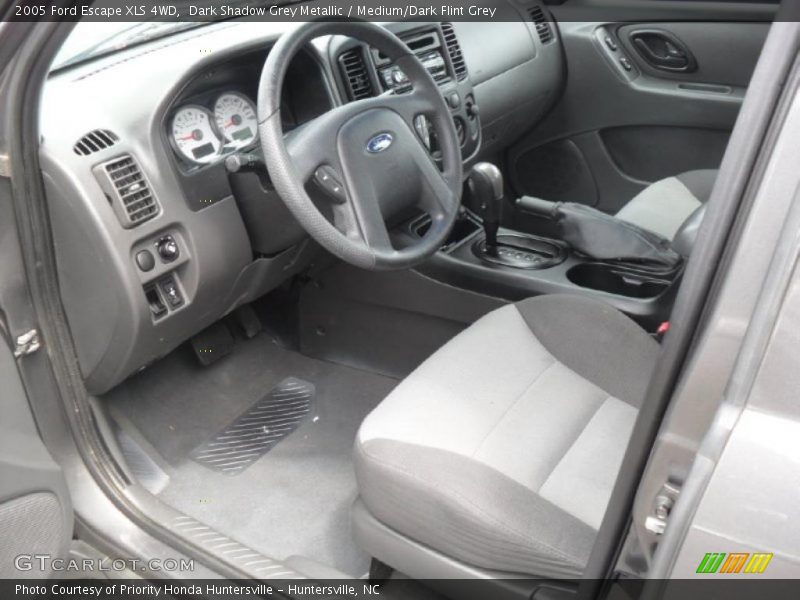 Dark Shadow Grey Metallic / Medium/Dark Flint Grey 2005 Ford Escape XLS 4WD