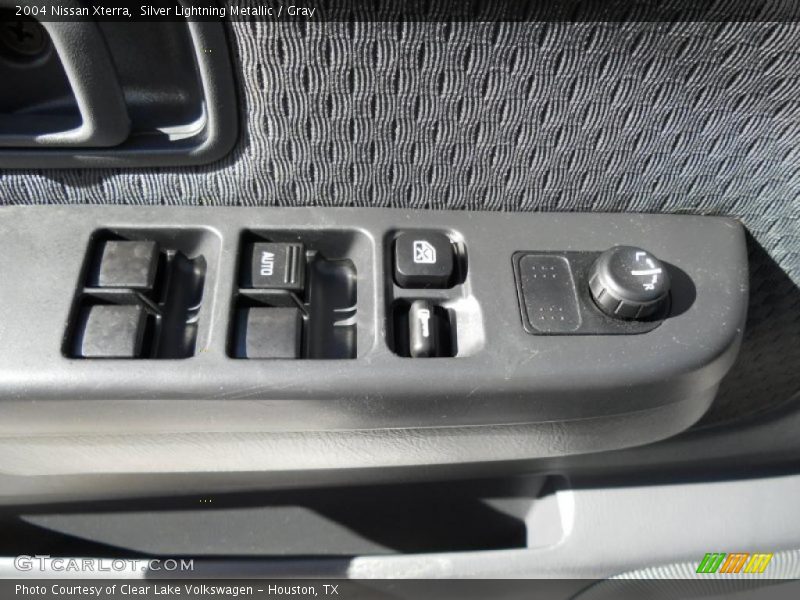 Silver Lightning Metallic / Gray 2004 Nissan Xterra