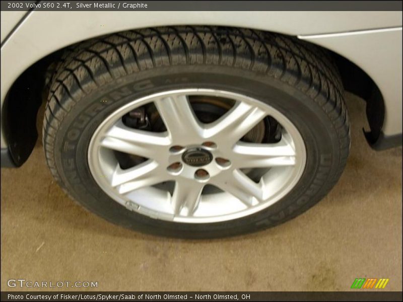  2002 S60 2.4T Wheel