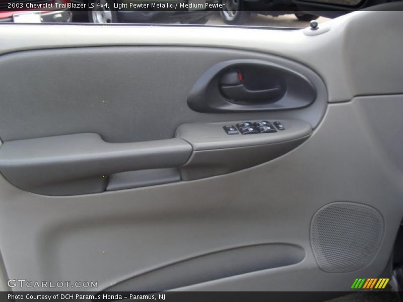 Light Pewter Metallic / Medium Pewter 2003 Chevrolet TrailBlazer LS 4x4