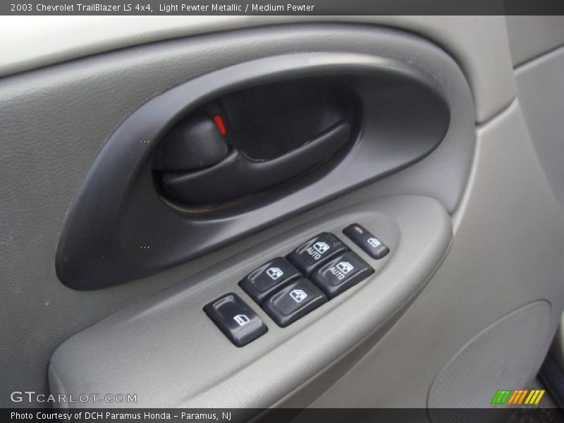 Light Pewter Metallic / Medium Pewter 2003 Chevrolet TrailBlazer LS 4x4