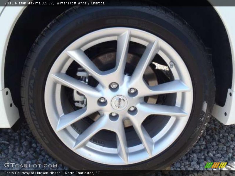 Winter Frost White / Charcoal 2011 Nissan Maxima 3.5 SV