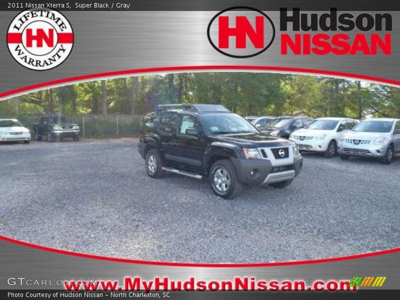 Super Black / Gray 2011 Nissan Xterra S