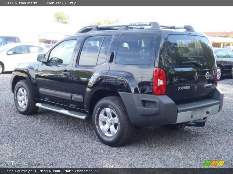 Super Black / Gray 2011 Nissan Xterra S