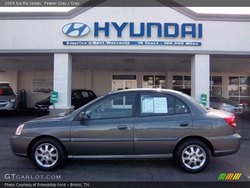 Pewter Gray / Gray 2004 Kia Rio Sedan