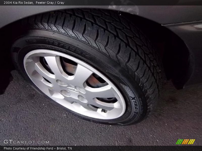 Pewter Gray / Gray 2004 Kia Rio Sedan