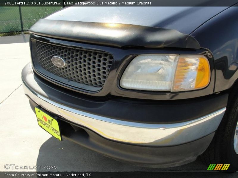 Deep Wedgewood Blue Metallic / Medium Graphite 2001 Ford F150 XLT SuperCrew