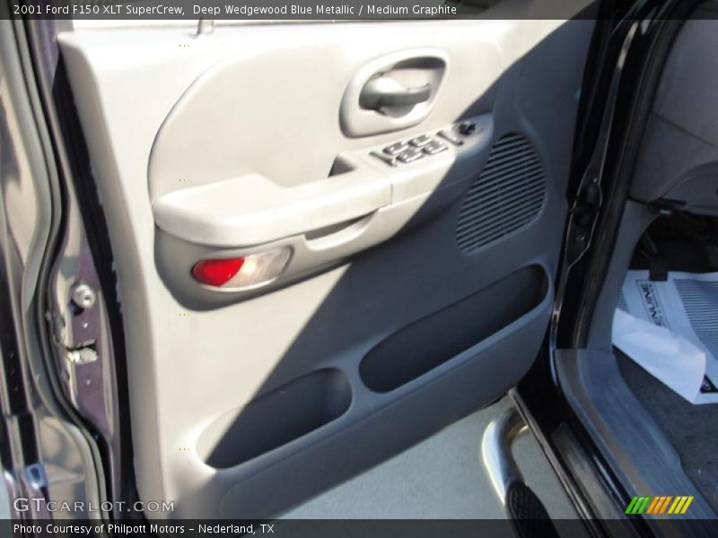 Deep Wedgewood Blue Metallic / Medium Graphite 2001 Ford F150 XLT SuperCrew