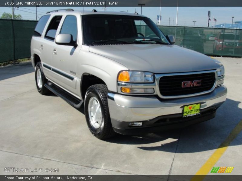 Silver Birch Metallic / Pewter/Dark Pewter 2005 GMC Yukon SLE