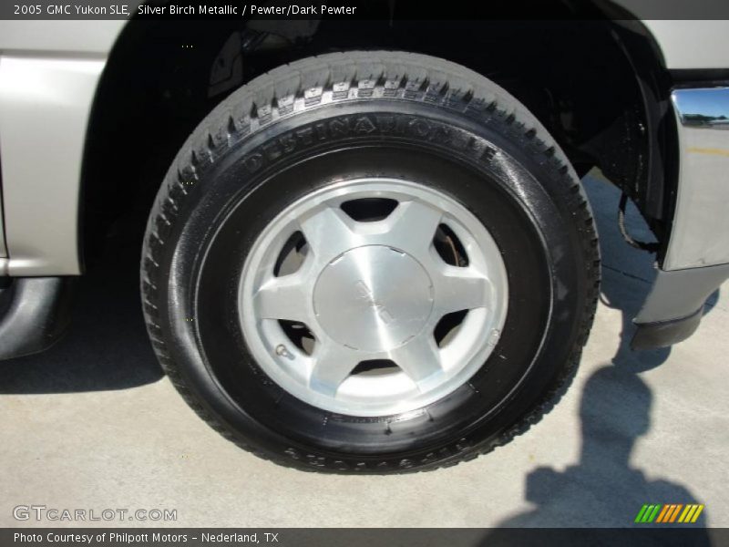 Silver Birch Metallic / Pewter/Dark Pewter 2005 GMC Yukon SLE