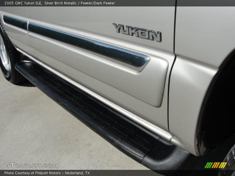 Silver Birch Metallic / Pewter/Dark Pewter 2005 GMC Yukon SLE
