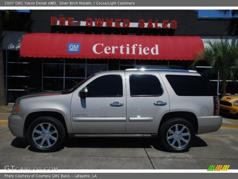 Silver Birch Metallic / Cocoa/Light Cashmere 2007 GMC Yukon Denali AWD