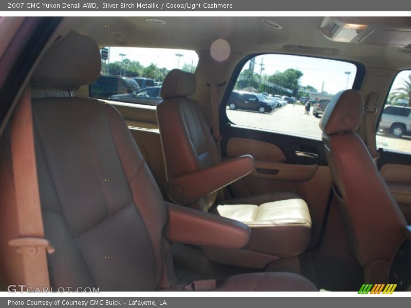Silver Birch Metallic / Cocoa/Light Cashmere 2007 GMC Yukon Denali AWD