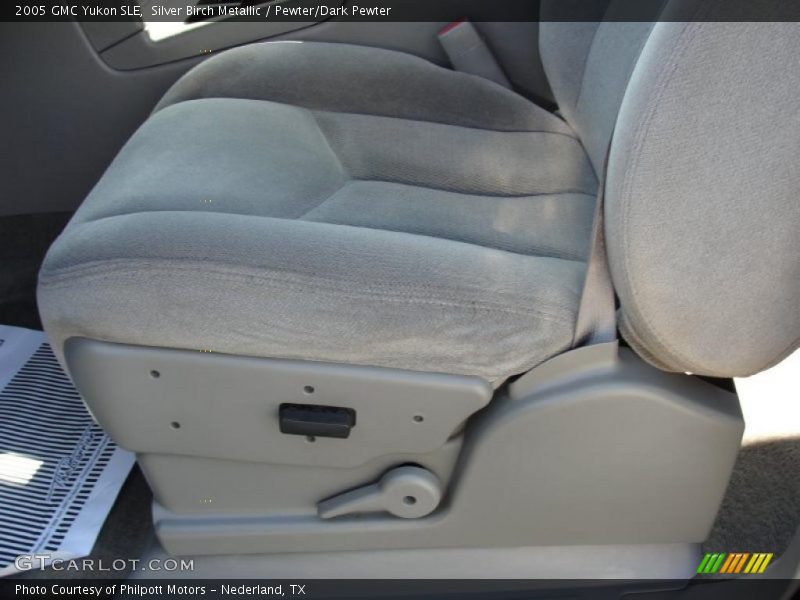 Silver Birch Metallic / Pewter/Dark Pewter 2005 GMC Yukon SLE