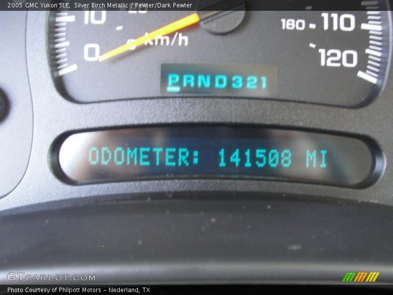 Silver Birch Metallic / Pewter/Dark Pewter 2005 GMC Yukon SLE