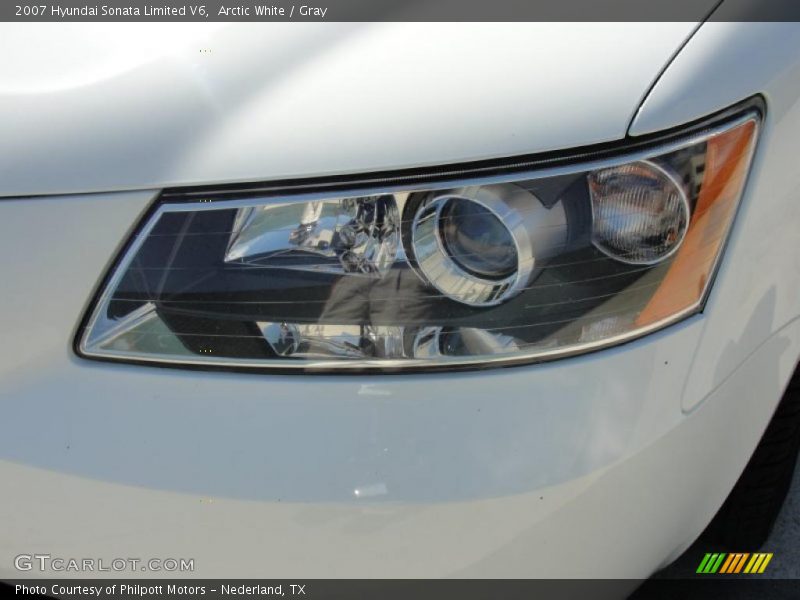 Arctic White / Gray 2007 Hyundai Sonata Limited V6