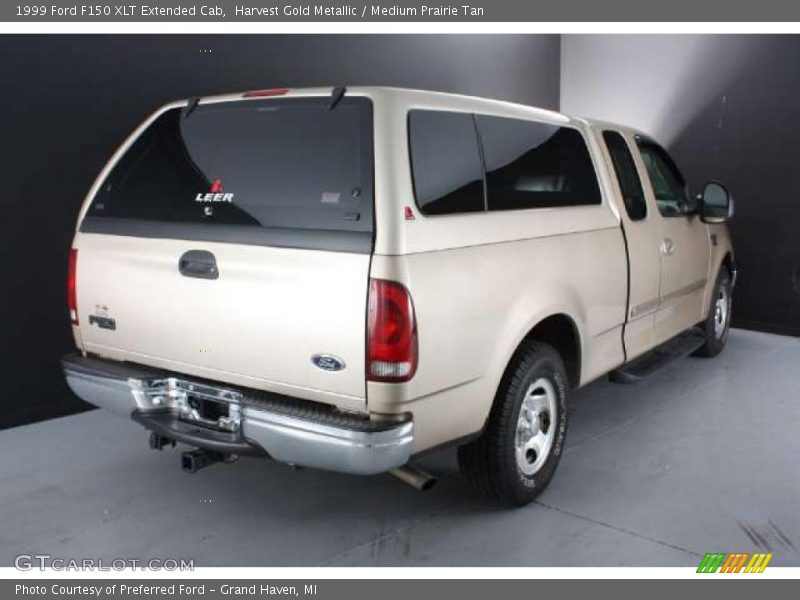 Harvest Gold Metallic / Medium Prairie Tan 1999 Ford F150 XLT Extended Cab